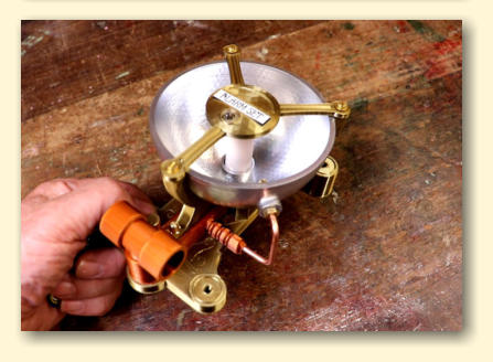 Amazing - the assembled 3D printed flickering alarm indicator!