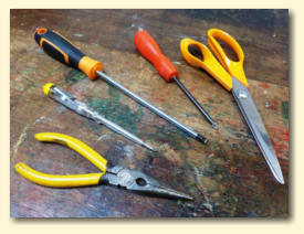 you�ll require: a pair of long nosed pliers, small and medium flat bladed screwdrivers, a small pozidrive screwdriver and a pair of scissors
